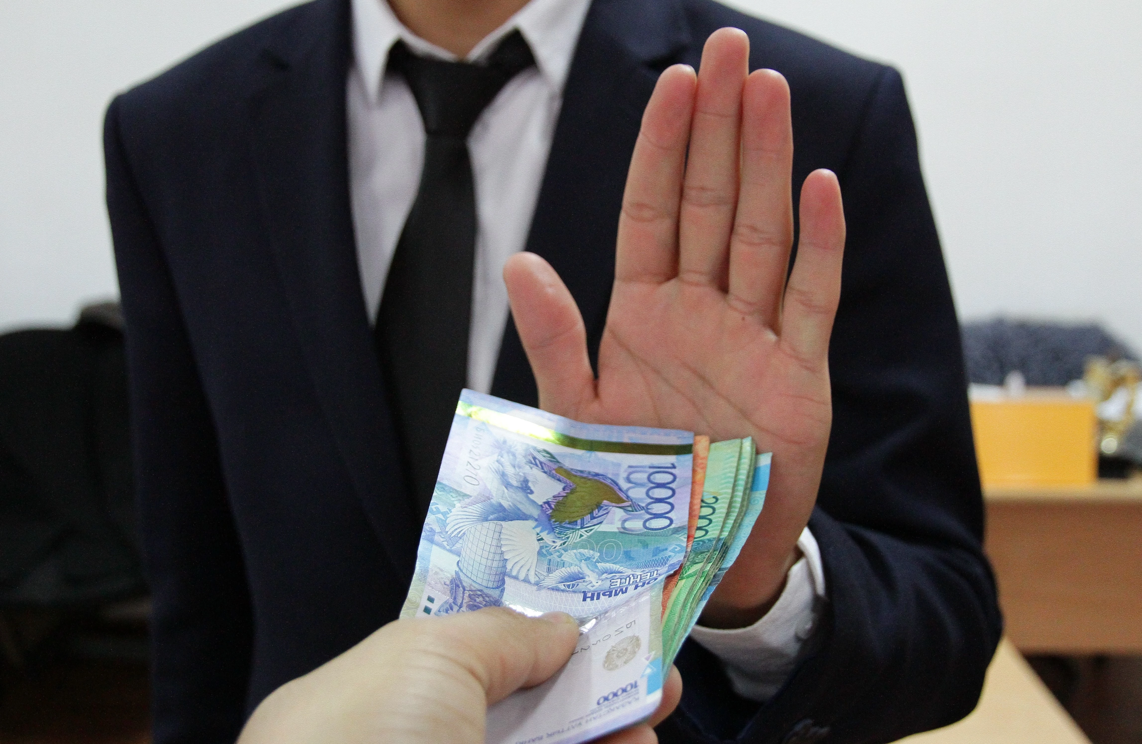 Как добровольно отказаться от оформления кредита?